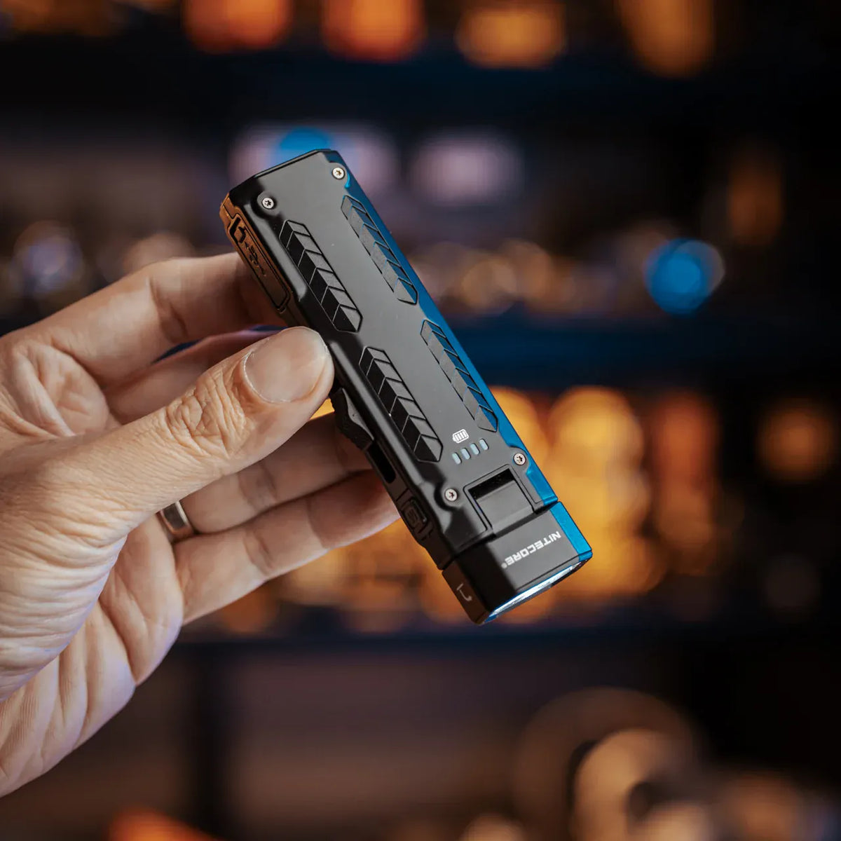 Nitecore EDC09 1600 Lumens L Angle Rechargeable Torchlight