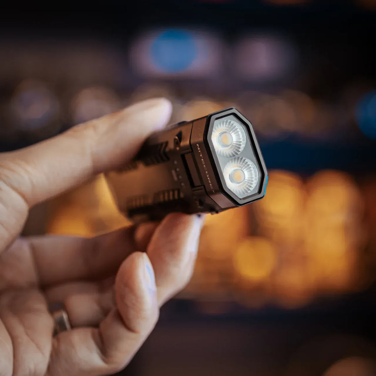 Nitecore EDC09 1600 Lumens L Angle Rechargeable Torchlight