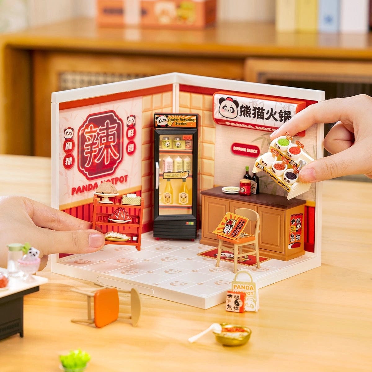 Rolife Super Creator Miniature House - Panda Hot Pot DW020