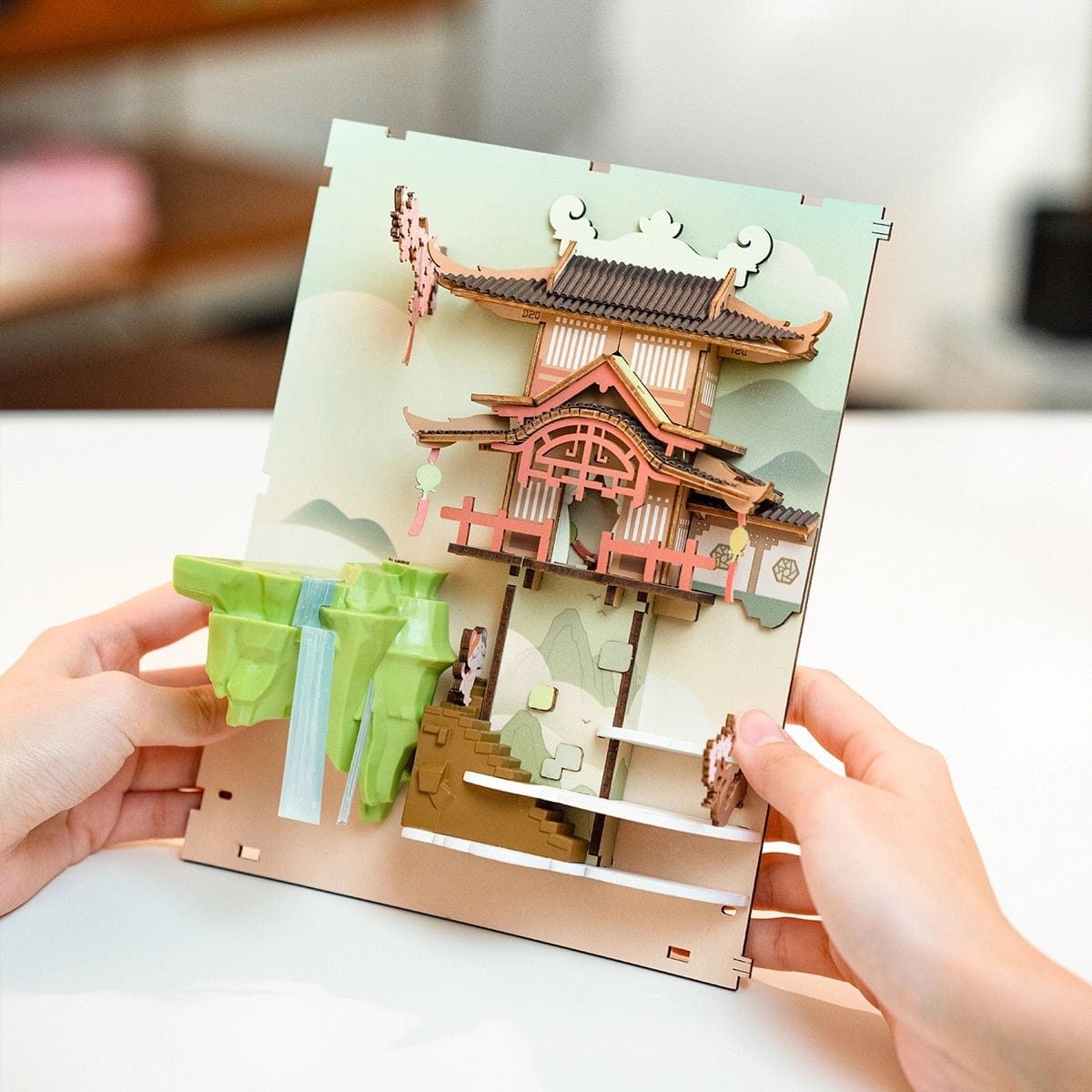 Rolife Book Nook Shelf Insert - Falling Sakura TGB05