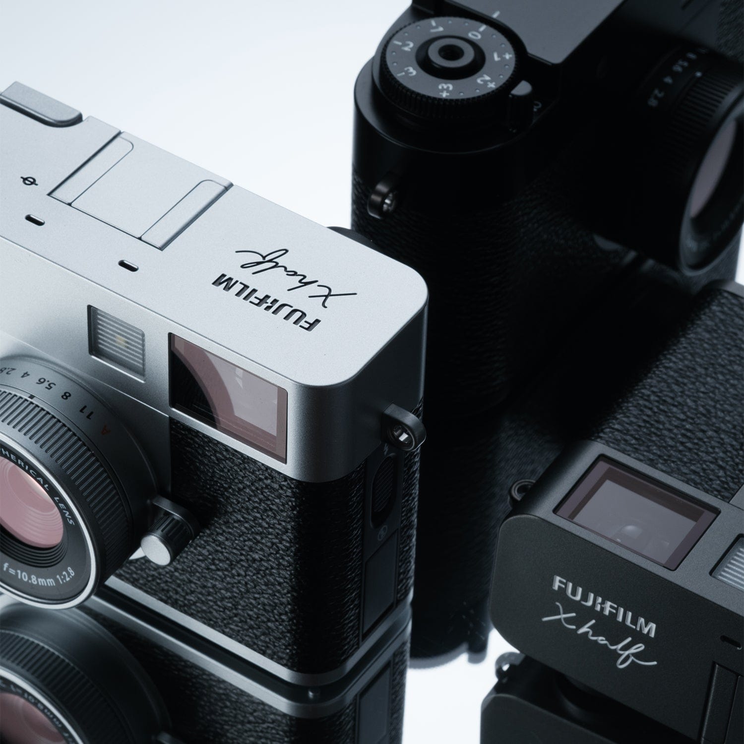 FUJIFILM X-HF1 X-Half Premium Compact Digital Camera