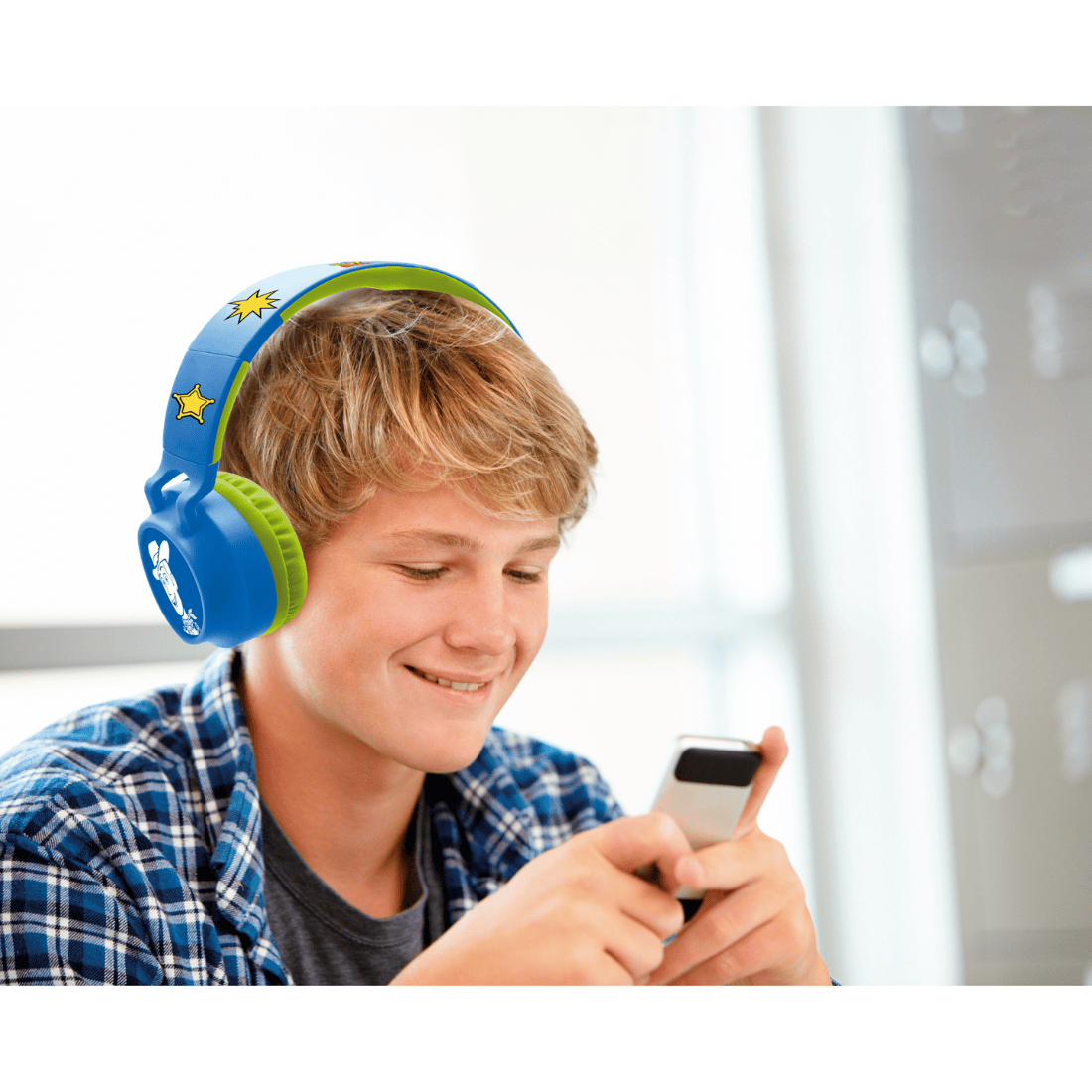 Lexibook HPBT015 Series Bluetooth And Wired Foldable Headphones with Safe Volume Limitation