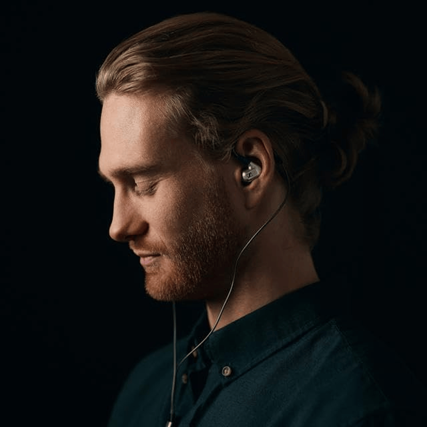 Sennheiser IE 600 Hi-Res Audiophile In-Ear Monitors Wired Earphones