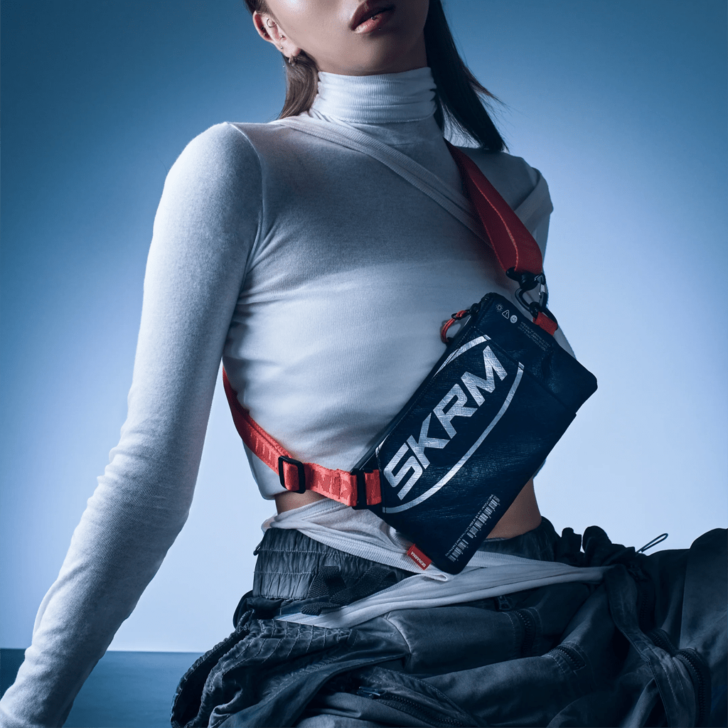 Skinarma Comet Clutch Wristlet/Crossbody Bag