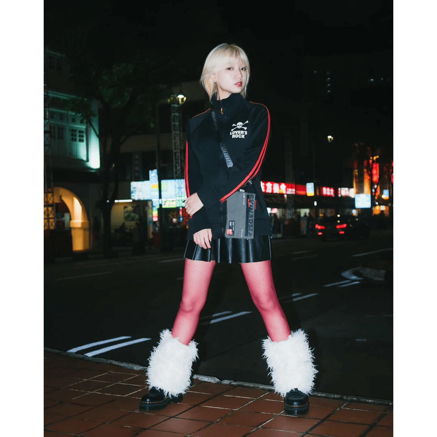 Skinarma Fardel Clutch Bag