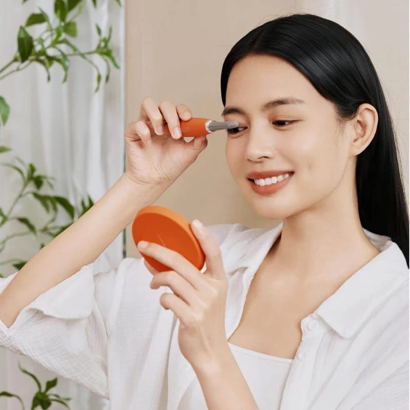 TOUCHBeauty Heated Eyelash Curler | Lift, Curl & Define with Gentle Heat