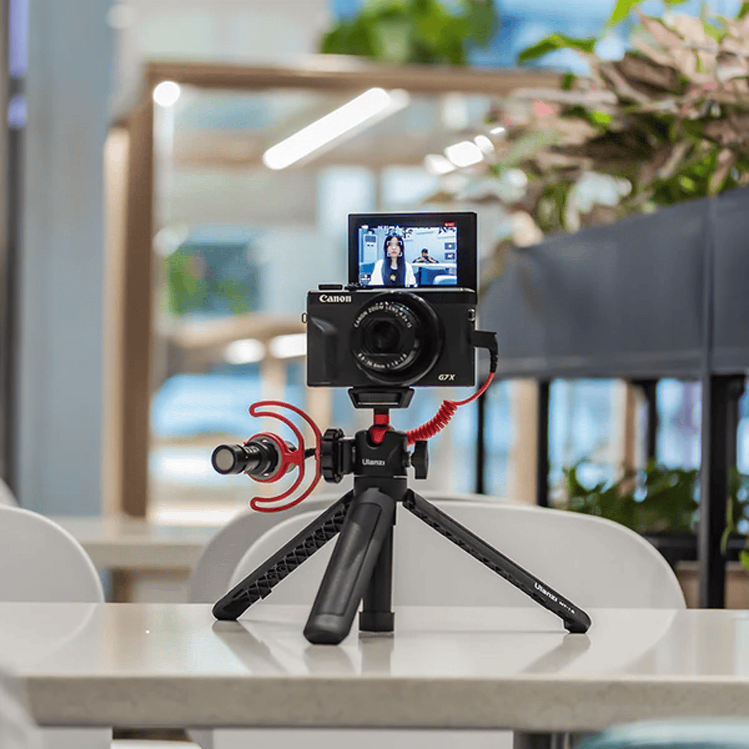 Ulanzi MT-16 Extendable Tripod