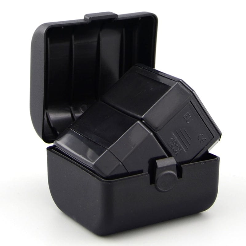 Skyzer PD154 Multi-National Travel Adapter with Protective Case