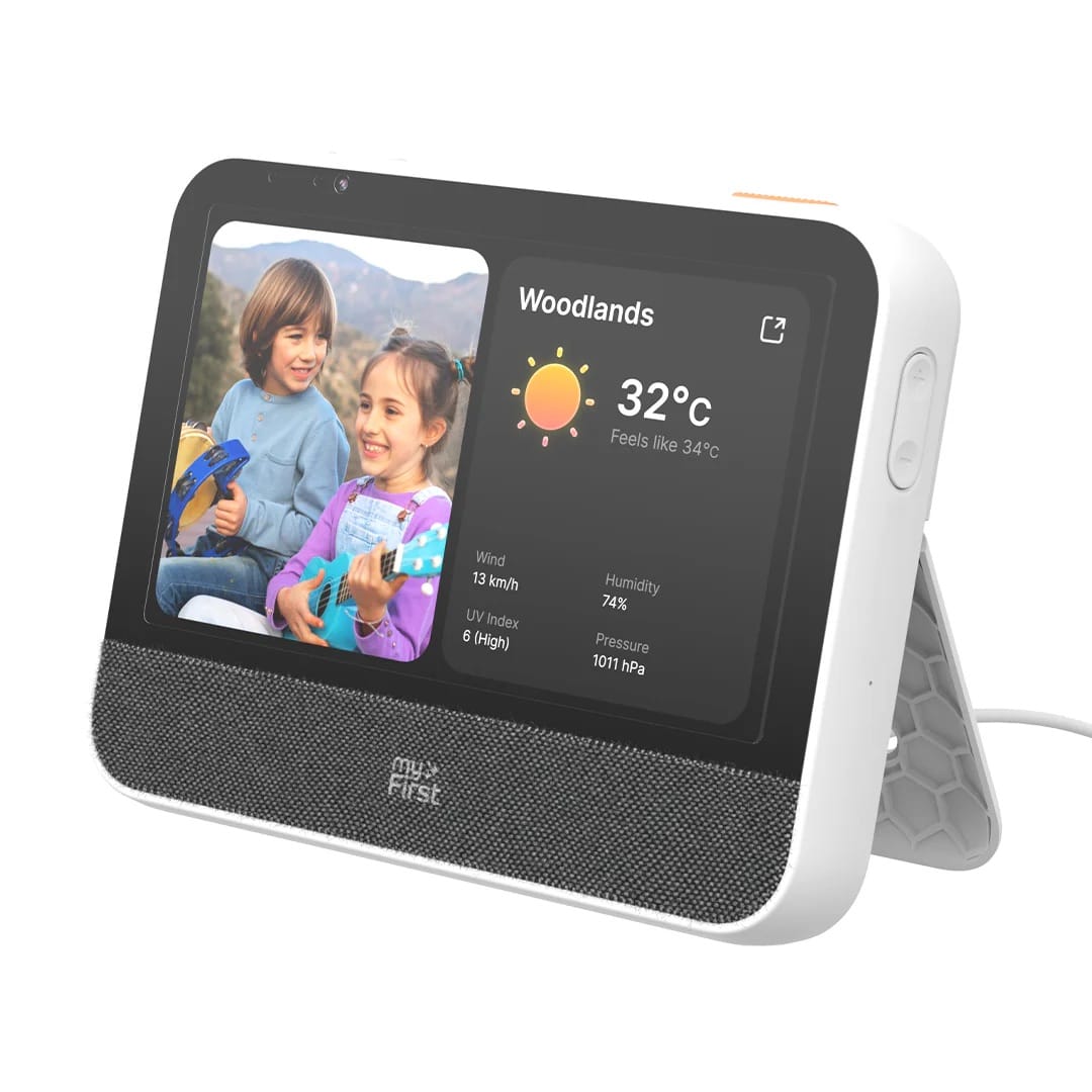 myFirst Frame Clario 7-inch Kid-Safe Smart Display & Digital Photo Frame
