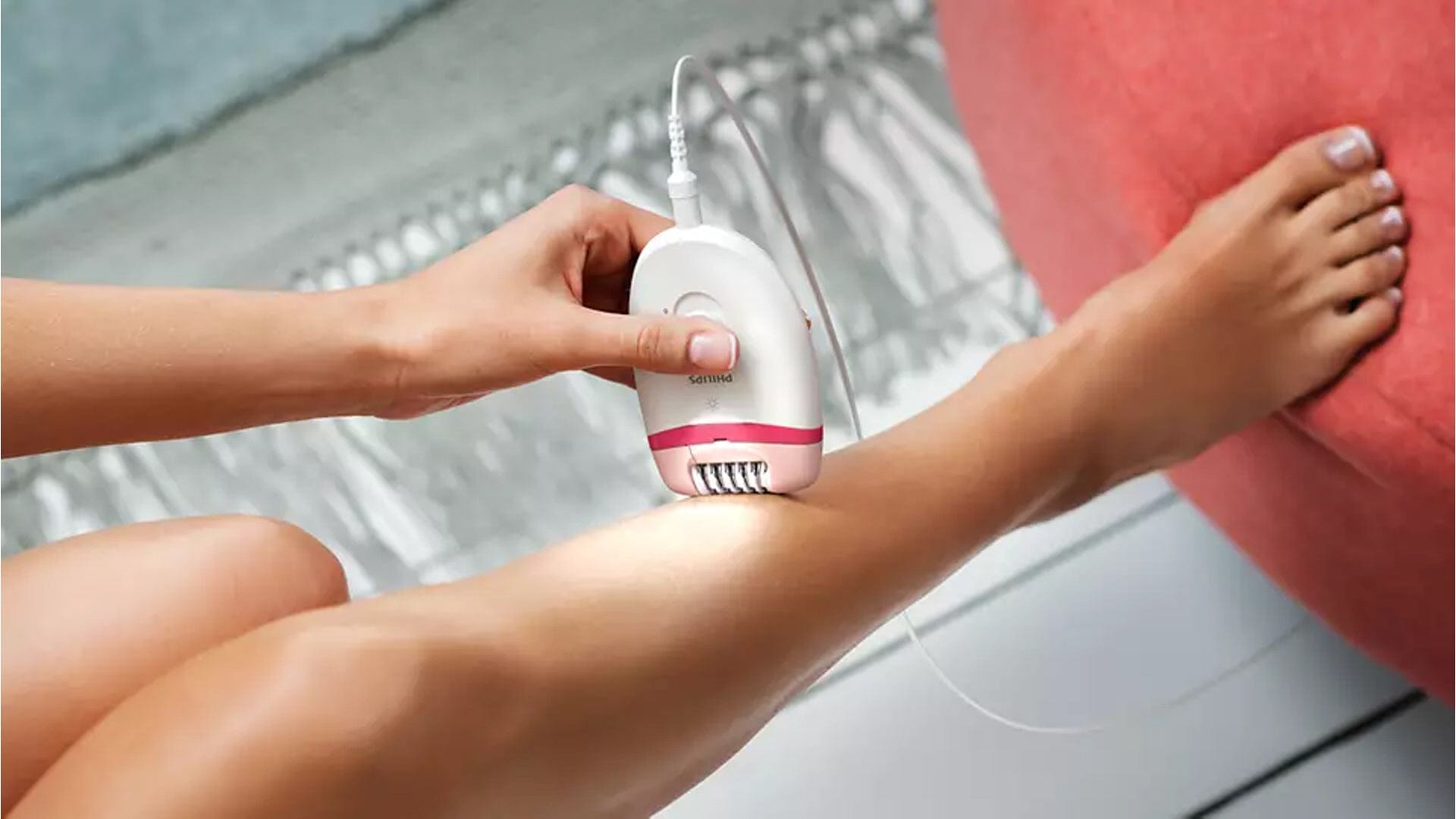 Philips BRE255/00 Satinelle Essential Corded Compact Epilator