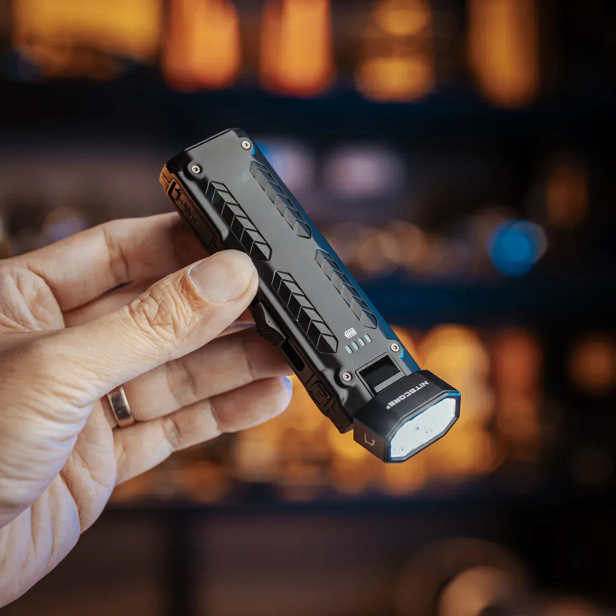Nitecore EDC09 1600 Lumens L Angle Rechargeable Torchlight