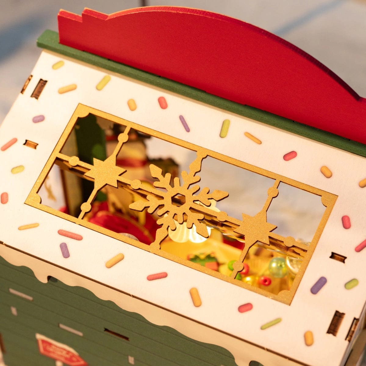 Rolife DIY Miniature House - Christmas Candy Stand DS043
