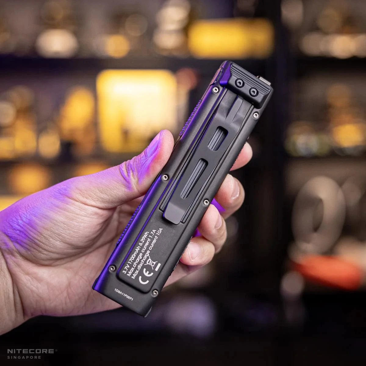 Nitecore EDC27 UHi 3100 Lumen Rechargeable Ultra Slim Flat EDC Flashlight