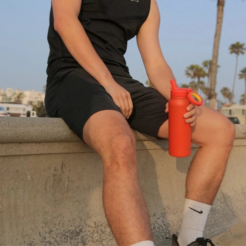 Ringo Pro Magsafe 24oz Water Bottle with Sip Lid