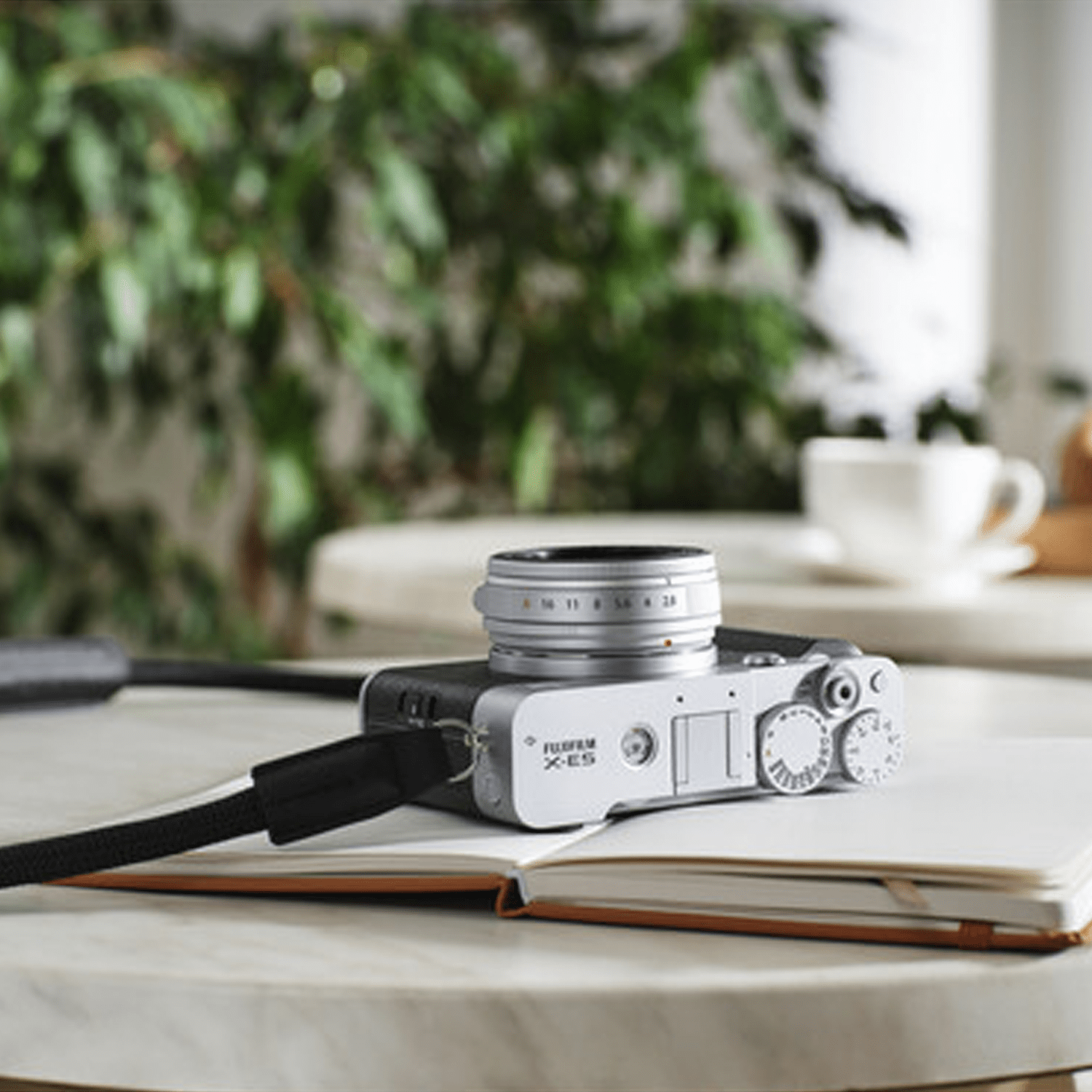 FUJIFILM X-E5 Mirrorless Camera