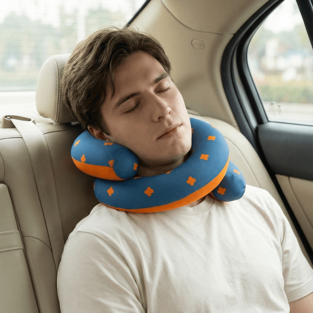 OTO TW-009 Twistie Travel Neck Pillow