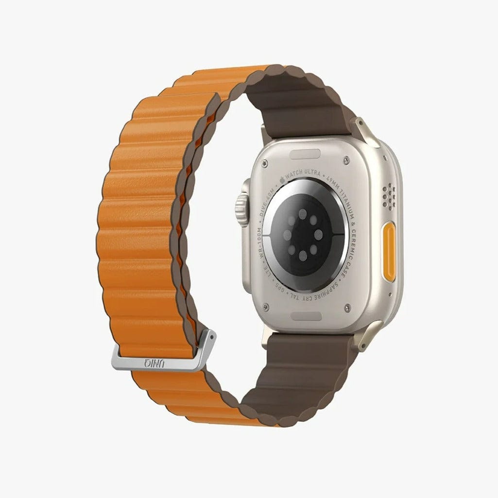 UNIQ Revix Premium Leather Reversible Magnetic Apple Watch Strap (41mm / 45mm)