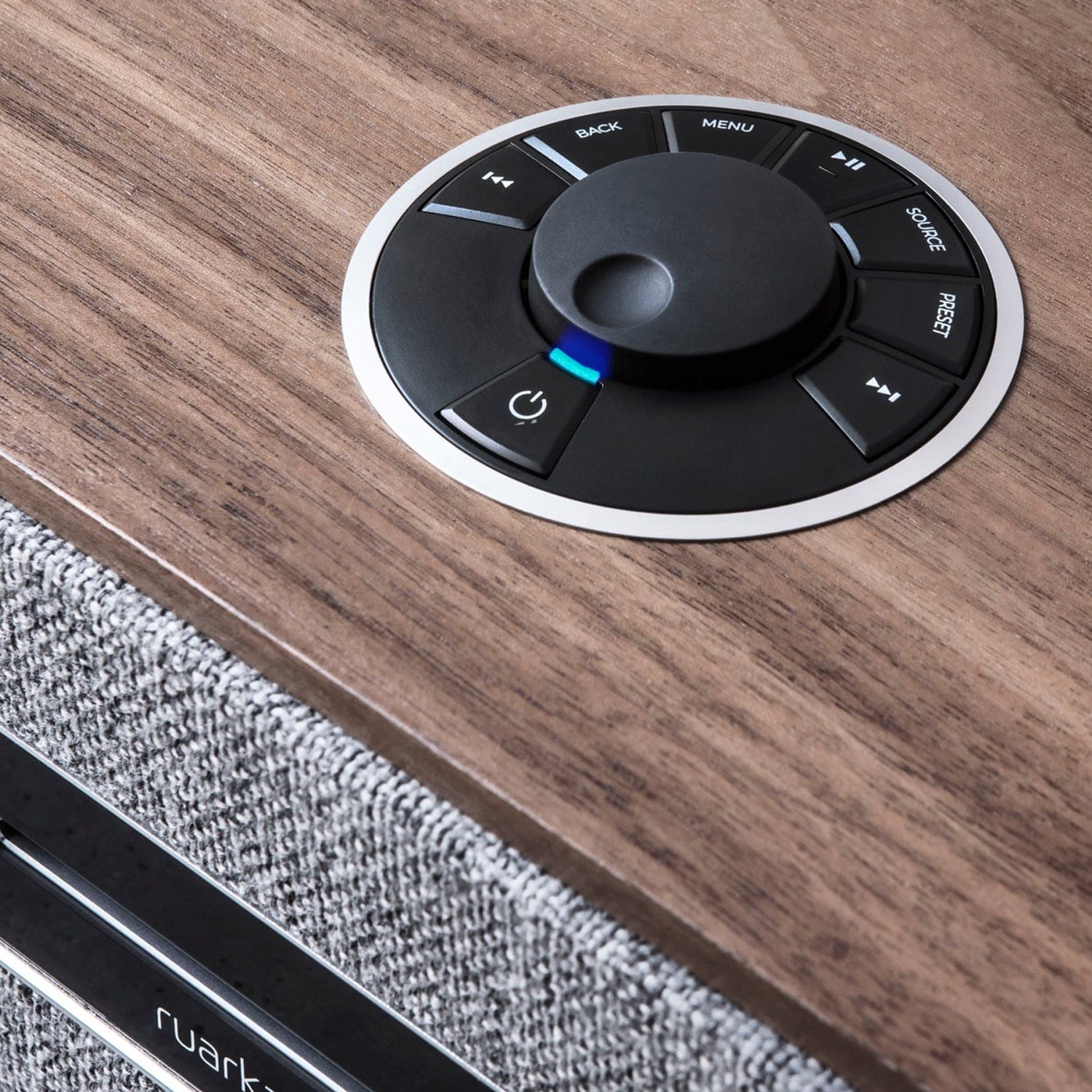 RuarkAudio R5 High Fidelity Music System CD Player and SmartRadio with Internet/DAB/DAB+/FM Tuners