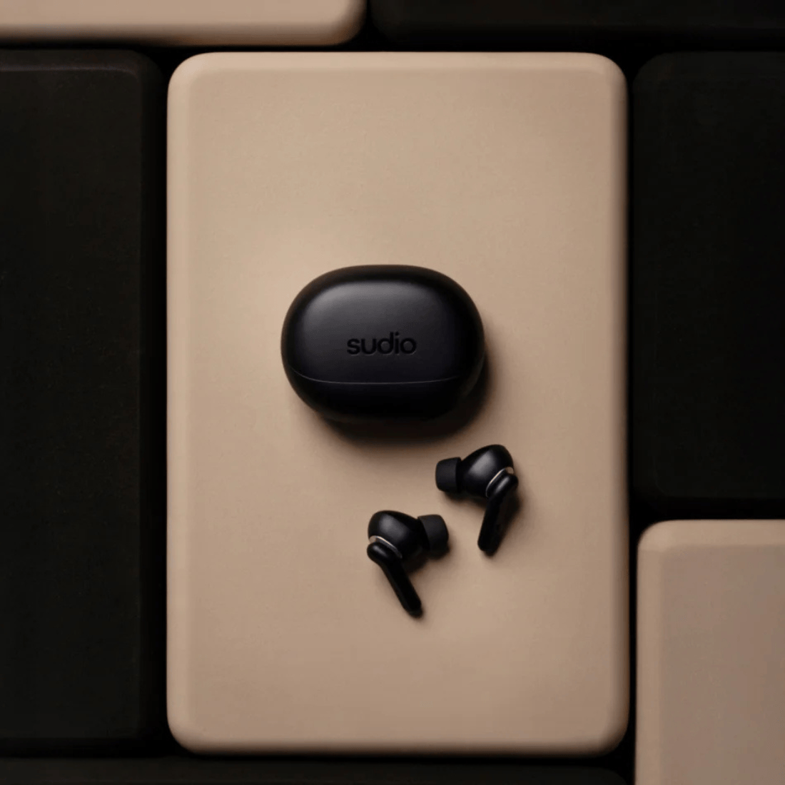 Sudio E4 Pro Hybrid Noise Cancelling Wireless Earbuds