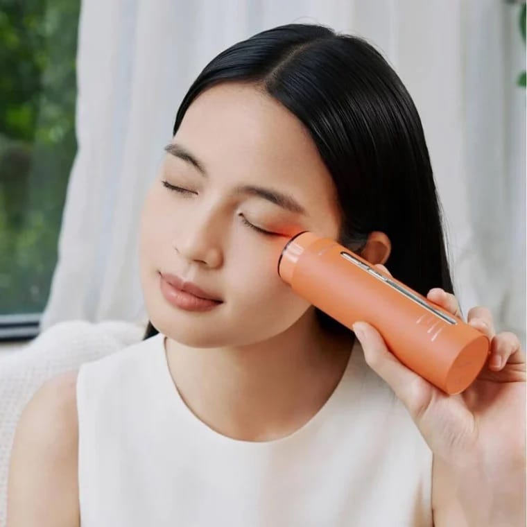 TOUCHBeauty Lift2 Beauty Device - Multi-Dimensional Anti-Aging Technology