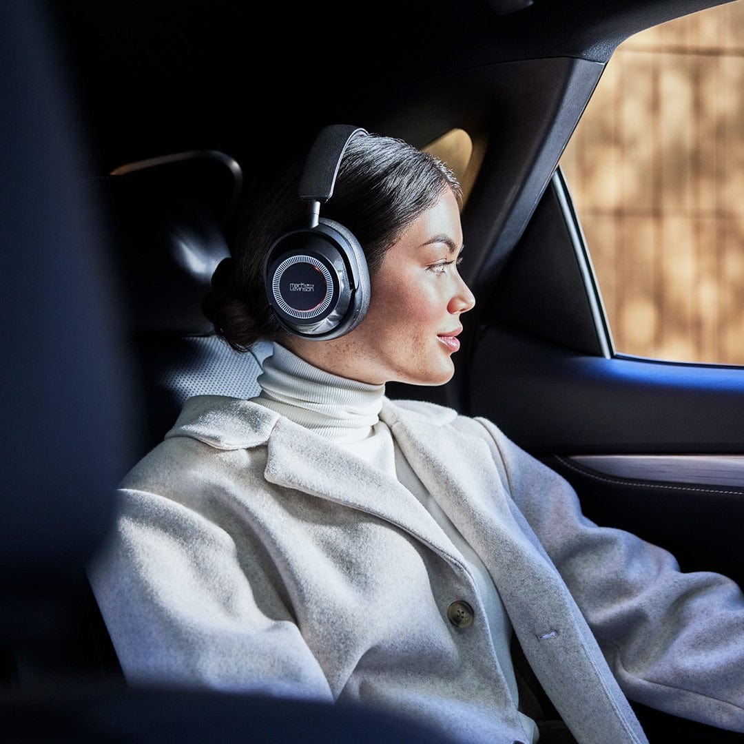 Mark Levinson № 5909 Wireless Headphones with Active Noise Cancellation