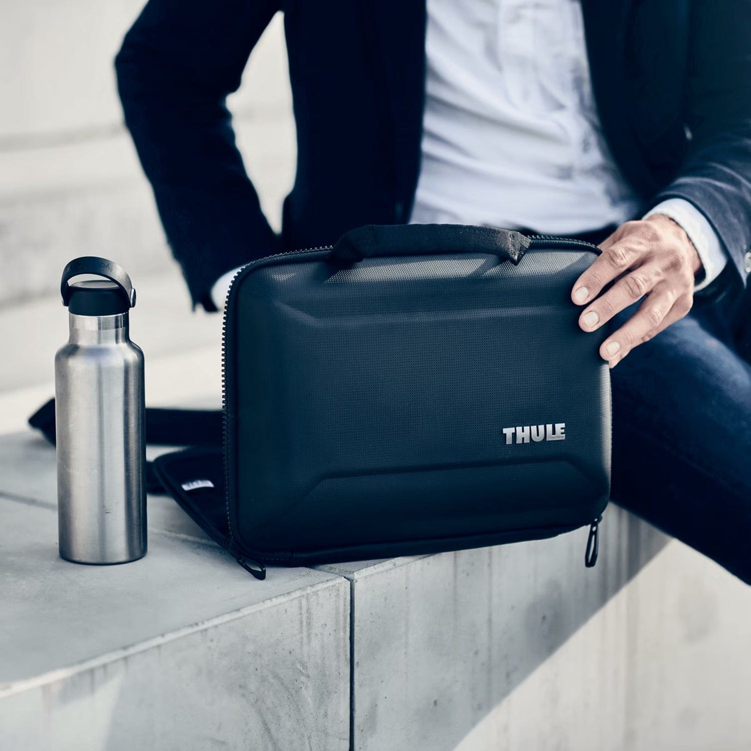 Thule Gauntlet Attaché for 16" MacBook Pro