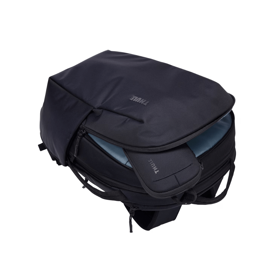 Thule Subterra 2 Powershuttle electronics organizer small