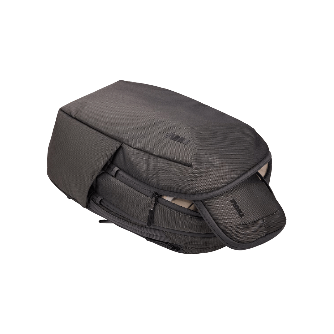Thule Subterra 2 Powershuttle Electronics Organizer Medium