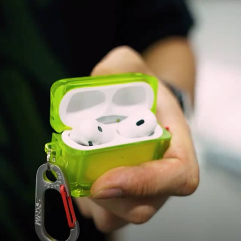 Skinarma Saido Airpods Pro Gen 2 Case with Hook Carabiner