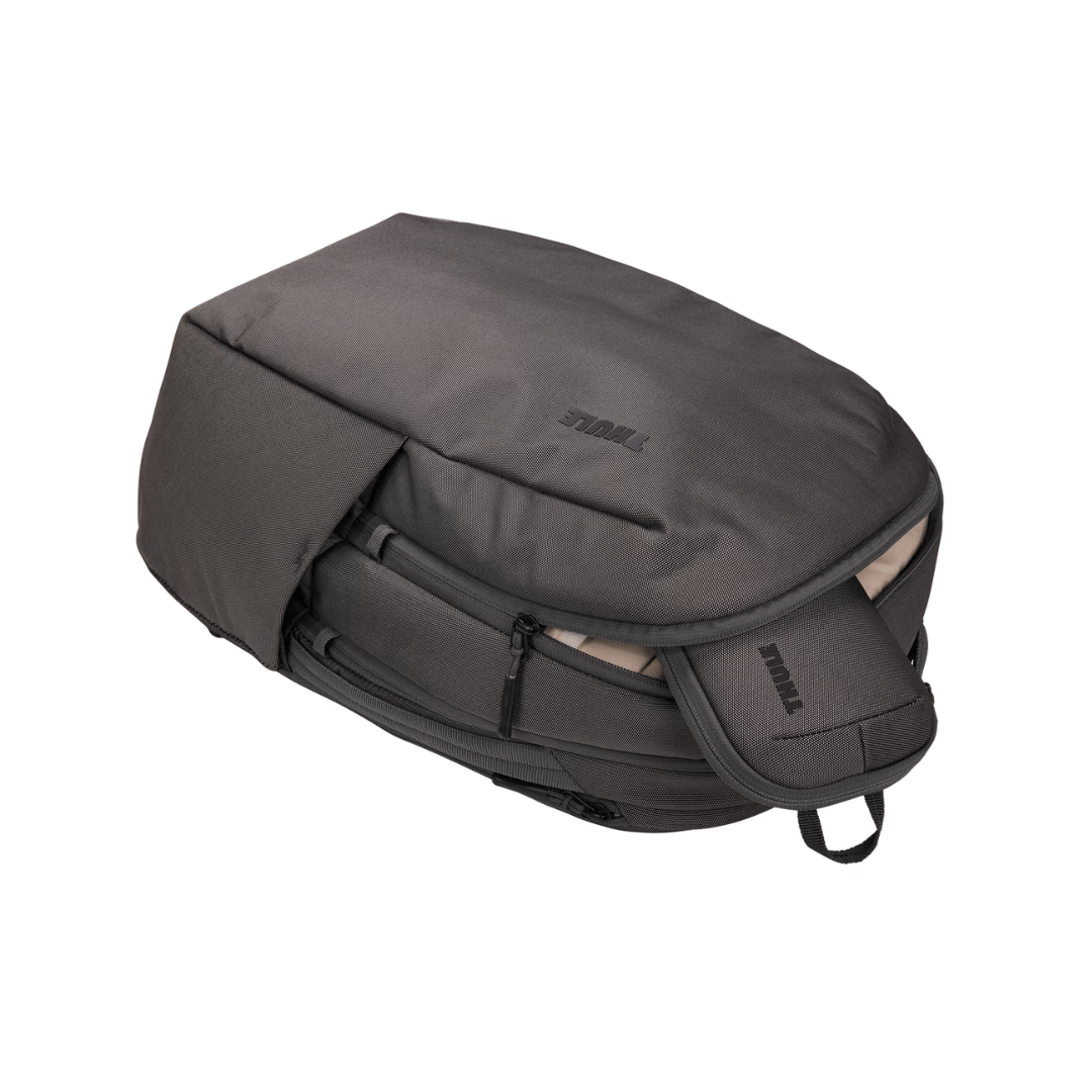 Thule Subterra 2 Powershuttle electronics organizer small